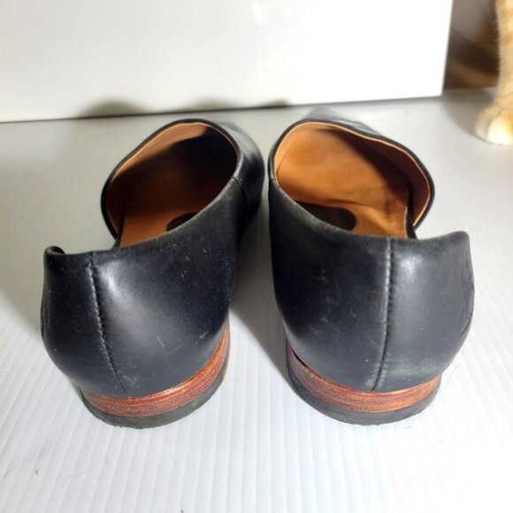 John Fluevog History Marina Pointed Toe D'Orsay Leather Flat Black size 7 - Picture 4 of 9